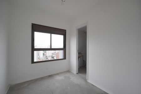 Apartamento à venda com 140m², 3 quartos e 2 vagasSuíte 2