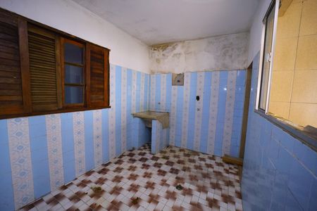 Casa para alugar com 250m², 2 quartos e 1 vagaÁrea de Serviço