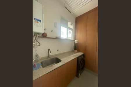 Apartamento para alugar com 75m², 2 quartos e sem vaga