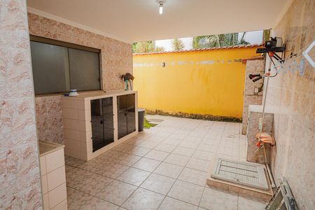 Casa para alugar com 300m², 5 quartos e 2 vagas Casa para alugar com 300m², 5 quartos e 2 vagasÁrea de Serviço