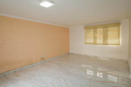 Casa para alugar com 300m², 5 quartos e 2 vagas Casa para alugar com 300m², 5 quartos e 2 vagasSala