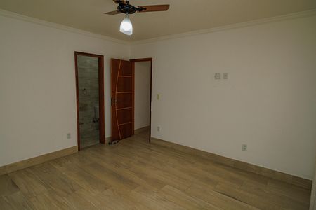 Casa para alugar com 300m², 5 quartos e 2 vagas Casa para alugar com 300m², 5 quartos e 2 vagasQuarto 4