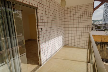 Casa para alugar com 300m², 5 quartos e 2 vagas Casa para alugar com 300m², 5 quartos e 2 vagasVaranda 2