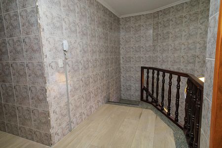 Casa para alugar com 300m², 5 quartos e 2 vagas Casa para alugar com 300m², 5 quartos e 2 vagasHall segundo andar
