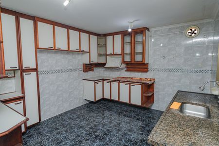 Casa para alugar com 300m², 5 quartos e 2 vagas Casa para alugar com 300m², 5 quartos e 2 vagasCozinha