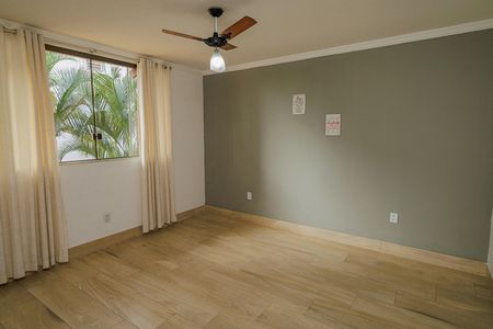 Casa para alugar com 300m², 5 quartos e 2 vagas Casa para alugar com 300m², 5 quartos e 2 vagasQuarto 4