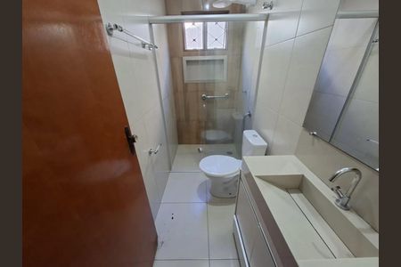 Casa para alugar com 200m², 3 quartos e 2 vagas Casa para alugar com 200m², 3 quartos e 2 vagasBanheiro