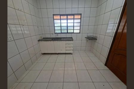 Casa para alugar com 200m², 3 quartos e 2 vagas Casa para alugar com 200m², 3 quartos e 2 vagasCozinha