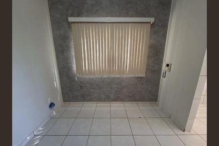 Casa para alugar com 200m², 3 quartos e 2 vagas Casa para alugar com 200m², 3 quartos e 2 vagasSala