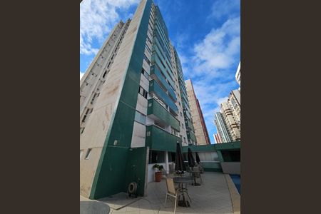 Apartamento para alugar com 50m², 2 quartos e 1 vaga Apartamento para alugar com 50m², 2 quartos e 1 vagaFachada