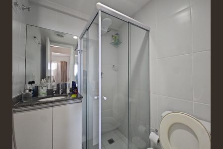 Apartamento para alugar com 50m², 2 quartos e 1 vaga Apartamento para alugar com 50m², 2 quartos e 1 vagaBanheiro Corredor