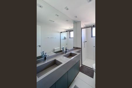 Apartamento para alugar com 115m², 3 quartos e 2 vagas Apartamento para alugar com 115m², 3 quartos e 2 vagasBanheiro da Suíte