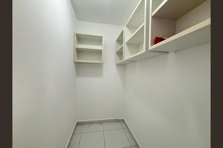 Apartamento para alugar com 60m², 2 quartos e 1 vaga Apartamento para alugar com 60m², 2 quartos e 1 vagaQuarto de Serviço
