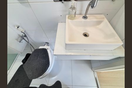 Apartamento para alugar com 60m², 2 quartos e 1 vaga Apartamento para alugar com 60m², 2 quartos e 1 vagaBanheiro