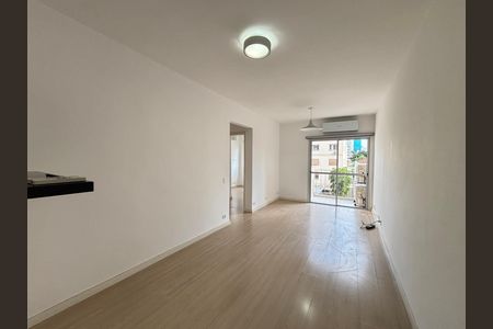Apartamento para alugar com 60m², 2 quartos e 1 vaga Apartamento para alugar com 60m², 2 quartos e 1 vagaSala