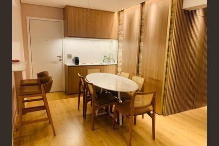 Apartamento à venda com 2 quartos, 56m² em Consolação, São Paulo