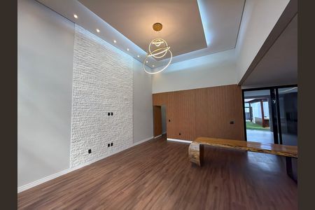Sala  de casa de condomínio à venda com 3 quartos, 248m² em Setor Habitacional Vicente Pires, Brasília