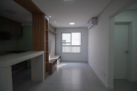 Sala de apartamento para alugar com 2 quartos, 67m² em Vila Jardini, Sorocaba