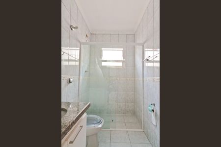Casa para alugar com 380m², 4 quartos e 6 vagas Casa para alugar com 380m², 4 quartos e 6 vagasBanheiro da Suíte