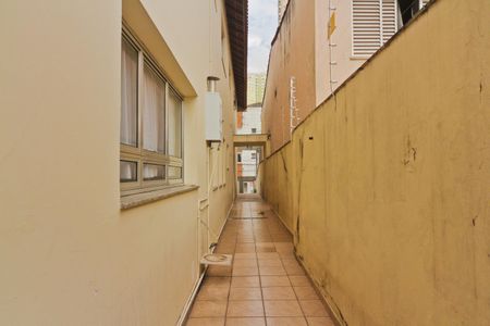 Casa para alugar com 380m², 4 quartos e 6 vagas Casa para alugar com 380m², 4 quartos e 6 vagasÁrea externa