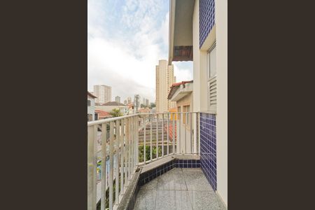 Casa para alugar com 380m², 4 quartos e 6 vagas Casa para alugar com 380m², 4 quartos e 6 vagasVaranda