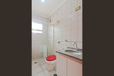 Casa para alugar com 380m², 4 quartos e 6 vagas Casa para alugar com 380m², 4 quartos e 6 vagasBanheiro