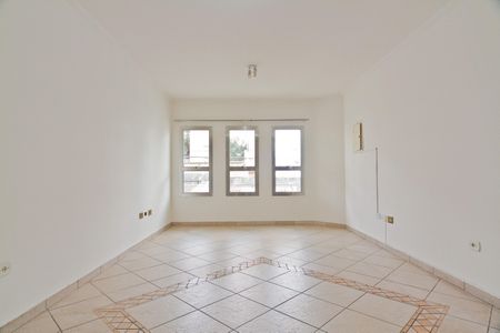 Casa para alugar com 380m², 4 quartos e 6 vagas Casa para alugar com 380m², 4 quartos e 6 vagasSala