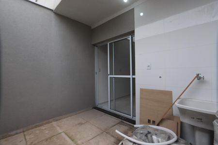 Casa para alugar com 79m², 2 quartos e 2 vagasQuintal e Lavanderia