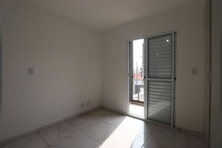 Suíte de casa para alugar com 2 quartos, 79m² em Vila Antonieta, São Paulo