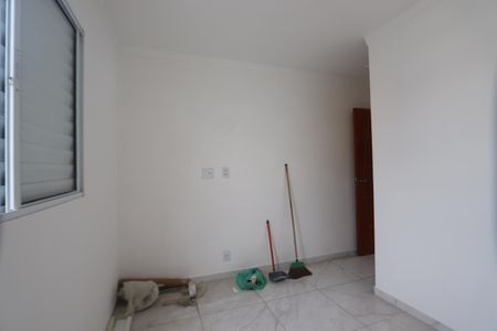 Casa para alugar com 79m², 2 quartos e 2 vagasSuíte 2