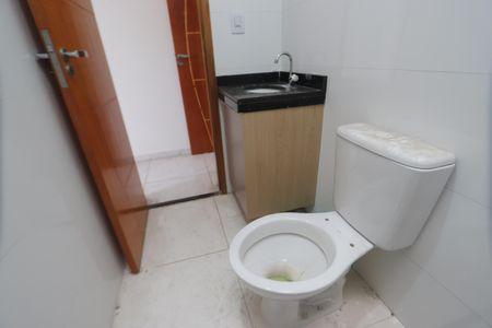 Casa para alugar com 79m², 2 quartos e 2 vagasBanheiro da Suíte 2