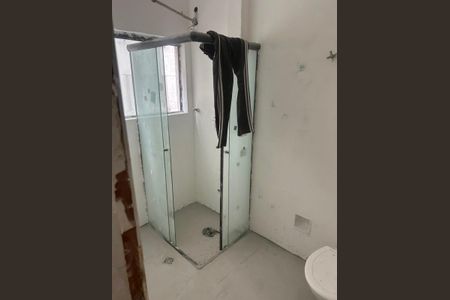 Banheiro de kitnet/studio à venda com 1 quarto, 29m² em Sé, São Paulo