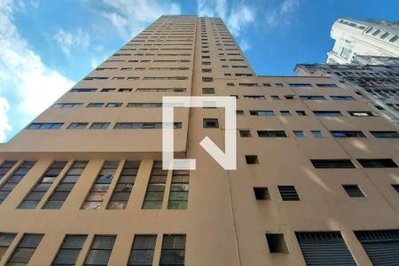 Studio à venda com 29m², 1 quarto e sem vaga Studio à venda com 29m², 1 quarto e sem vagaFachada