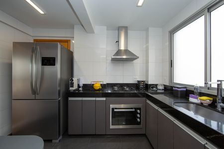 Apartamento à venda com 116m², 3 quartos e 2 vagasCOZINHA