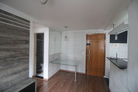 Sala de apartamento para alugar com 2 quartos, 50m² em Centro, Belford Roxo
