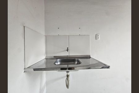 Pia de kitnet/studio para alugar com 0 quarto, 20m² em Nazaré, Salvador