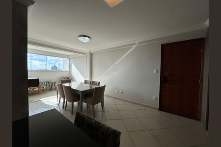 Apartamento à venda com 3 quartos, 140m² em Manacás, Belo Horizonte
