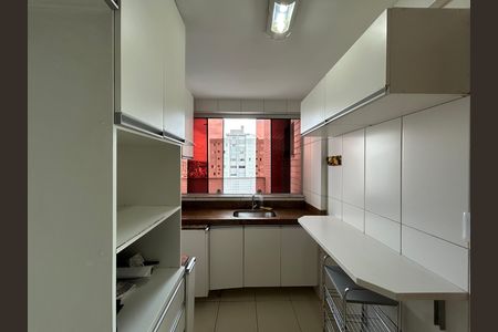 Apartamento à venda com 140m², 3 quartos e 3 vagas