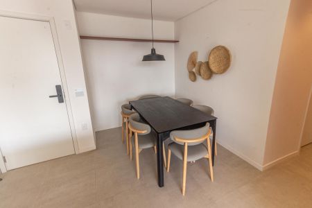 Apartamento para alugar com 127m², 2 quartos e 2 vagas Apartamento para alugar com 127m², 2 quartos e 2 vagasSala