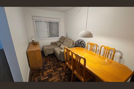 Sala de apartamento à venda com 1 quarto, 42m² em Menino Deus, Porto Alegre