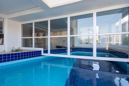 Apartamento para alugar com 52m², 2 quartos e 1 vaga Apartamento para alugar com 52m², 2 quartos e 1 vagaÁrea comum - Piscina