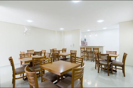 Apartamento para alugar com 52m², 2 quartos e 1 vaga Apartamento para alugar com 52m², 2 quartos e 1 vagaÁrea comum - Salão de festas