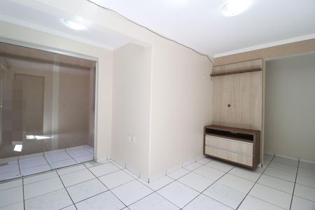 Sala de casa para alugar com 2 quartos, 70m² em Presidente Roosevelt, Uberlândia
