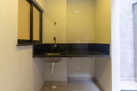 Apartamento para alugar com 59m², 2 quartos e sem vagaQuintal e Área de Serviço