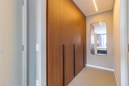 Apartamento à venda com 109m², 2 quartos e 2 vagas Apartamento à venda com 109m², 2 quartos e 2 vagasCloset - Suíte