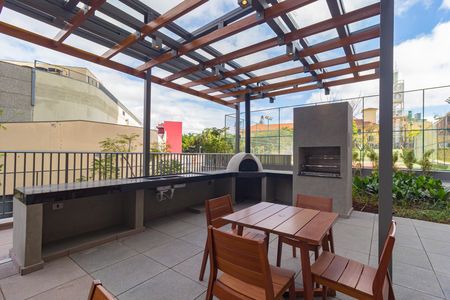 Apartamento à venda com 109m², 2 quartos e 2 vagas Apartamento à venda com 109m², 2 quartos e 2 vagasChurrasqueira