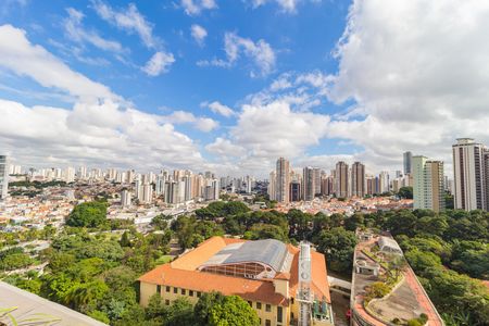 Apartamento à venda com 109m², 2 quartos e 2 vagas Apartamento à venda com 109m², 2 quartos e 2 vagasVista - Piscina 2
