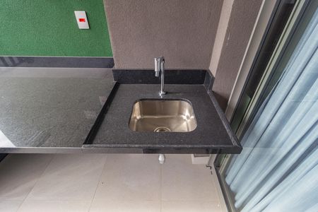 Apartamento à venda com 109m², 2 quartos e 2 vagas Apartamento à venda com 109m², 2 quartos e 2 vagasDetalhe - Área de Serviço