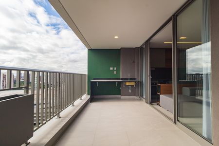 Apartamento à venda com 109m², 2 quartos e 2 vagas Apartamento à venda com 109m², 2 quartos e 2 vagasVaranda