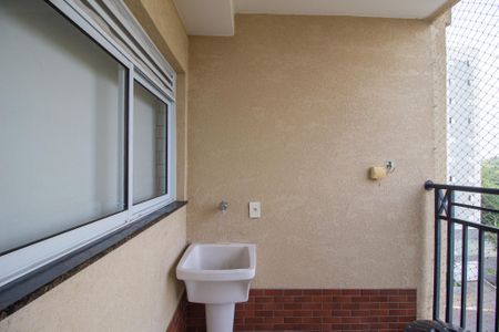 Apartamento para alugar com 67m², 2 quartos e 2 vagasÁrea de Serviço